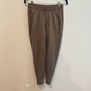 Nobull Tan Jogger Pants Womens Small XS Athleisure Casual Travel Sporty Everyday